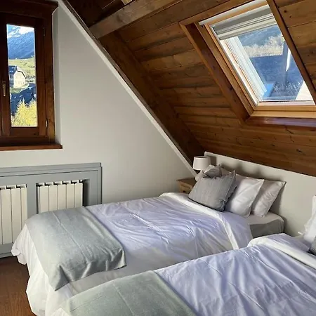 Duplex Con Encanto En Y Guarda Esquies