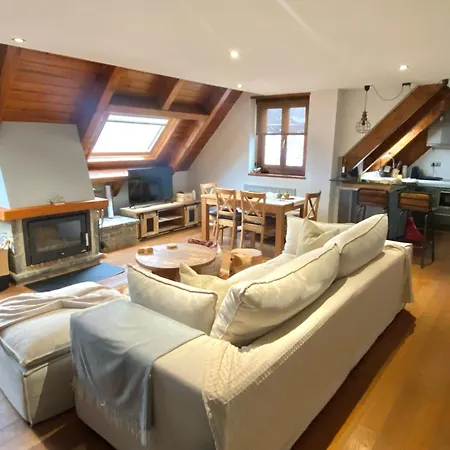Duplex Con Encanto En Y Guarda Esquies * Bagergue